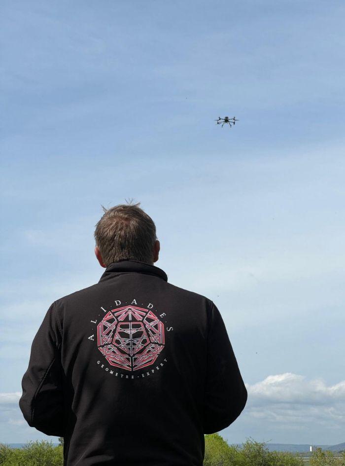 Matériels utilisé par expert géomètre drone Matériels utilisé par expert géomètre drone