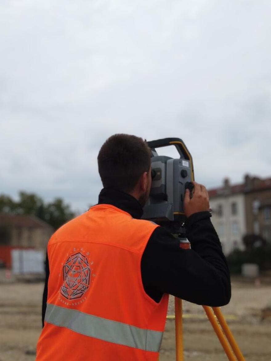 Géomètre expert sur le terrain Grand Est Moselle Meurthe et Moselle Alsace Géomètre expert sur le terrain Grand Est Moselle Meurthe et Moselle Alsace